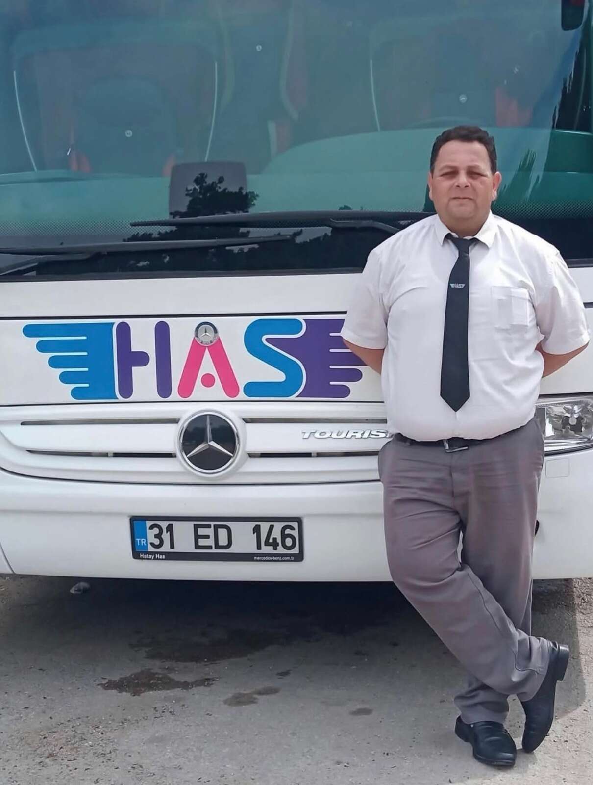 Konya’daki kazada hayatını kaybeden otobüs şoförü son yolculuğuna uğurlandı 2